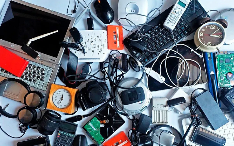 Retiramos seu lixo eletrônico