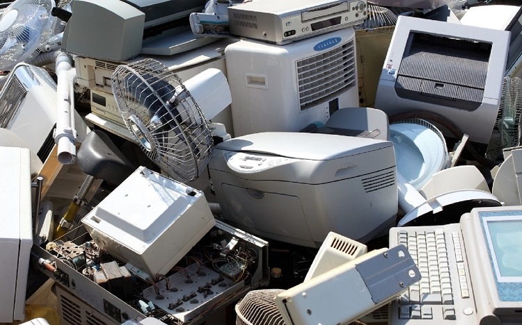 Retiramos seu lixo eletrônico